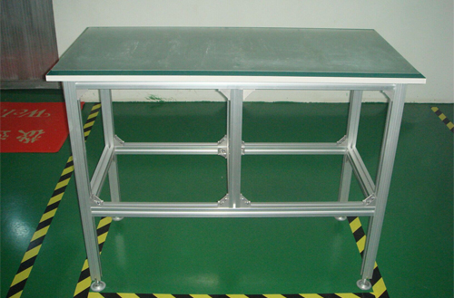 Trimming Table